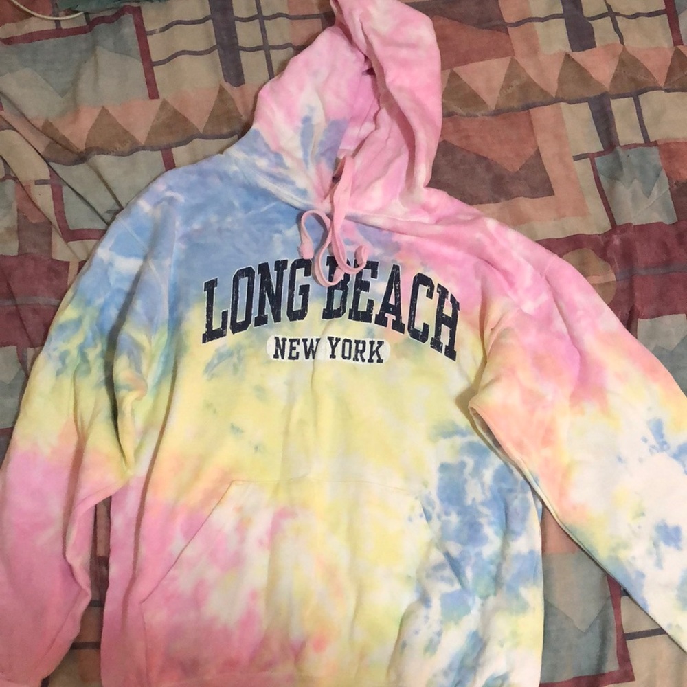 If you are interested comment or give me a like 👍🏽 💗💛💚💙🤍